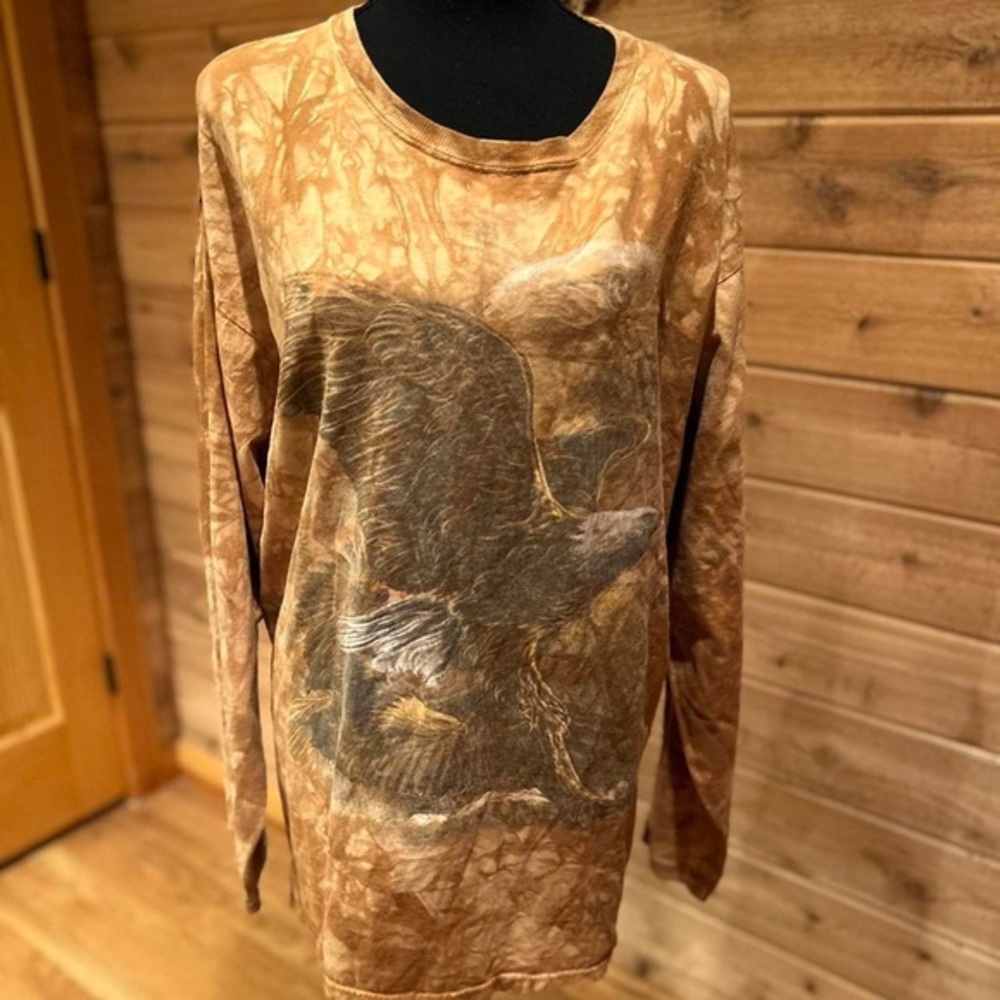 Awesome retro 90s/Y2K Oversized eagle tee!